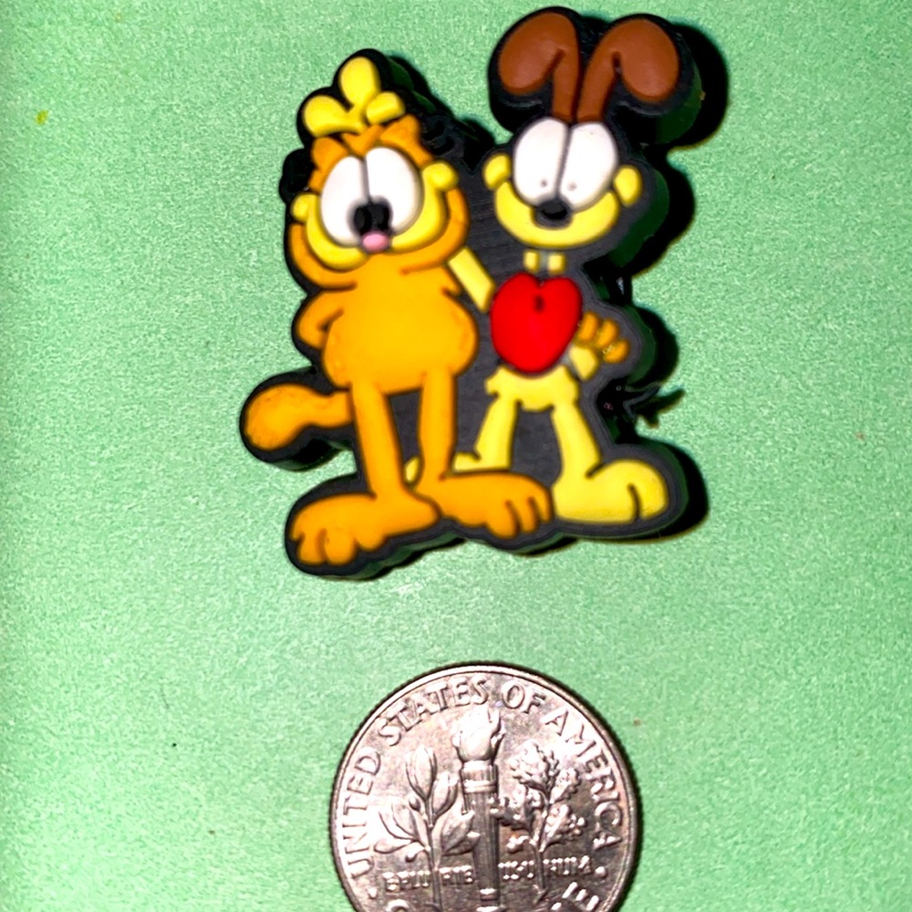 (10 for $15) Garfield & Odie Croc Charms